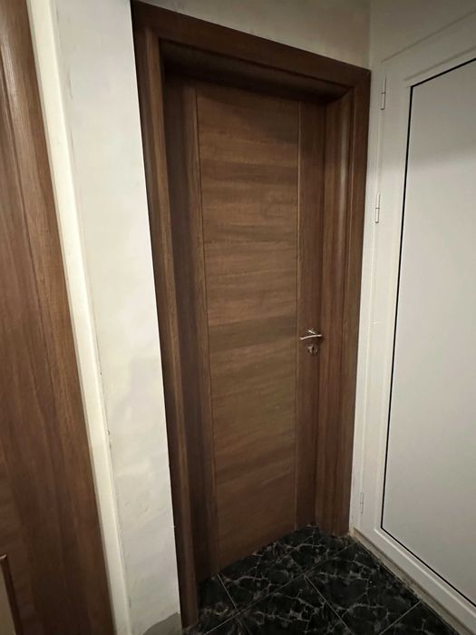 интериорни и входна врати