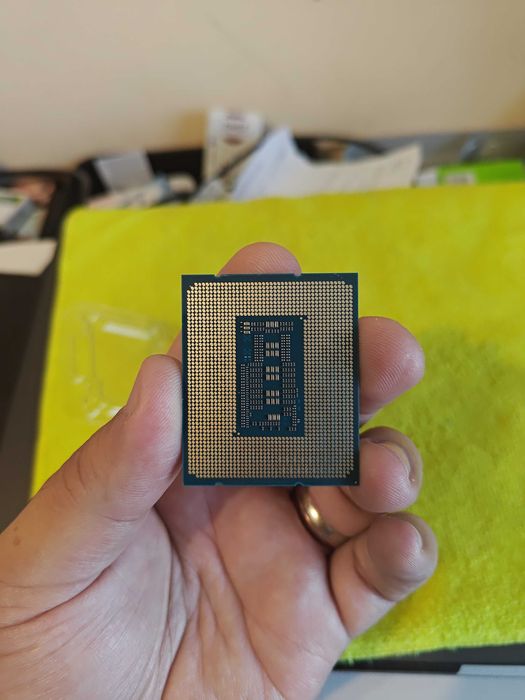 Intel i9-13900KF 24C/32T, garanție eMAG până la 23.12.2029