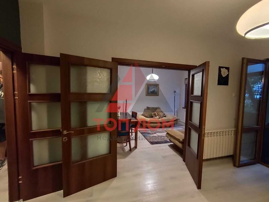 Дава се под наем Тристаен апартамент в Варна, Център - 80 кв.м за 630 € - Снимка #3