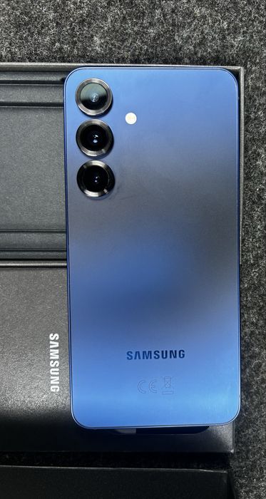 Samsung S25, in garantie, ca NOU