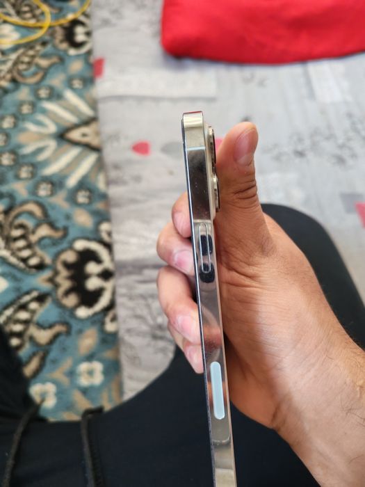 Iphone 13 pro max LL/A sotiladi 128talik