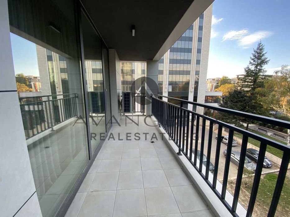 оф.20422 Тристаен Обзаведен до х-л Ст. Петербург