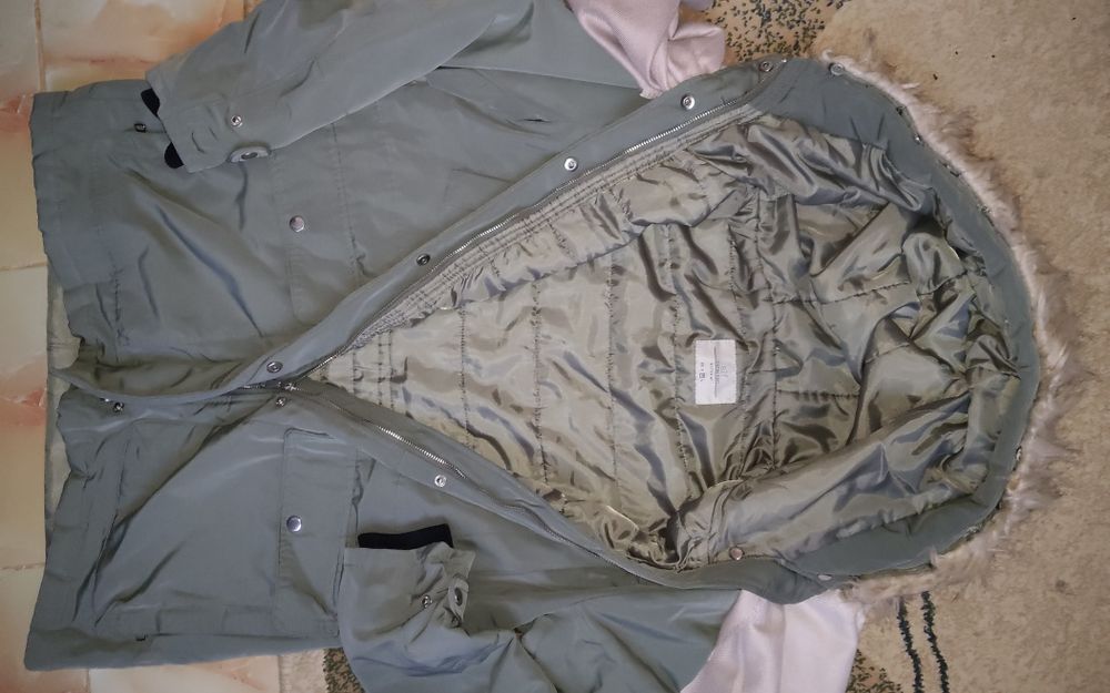 Куртка женская размер М