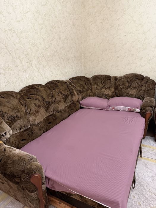 Большой угловой диван + кресло, раскладной