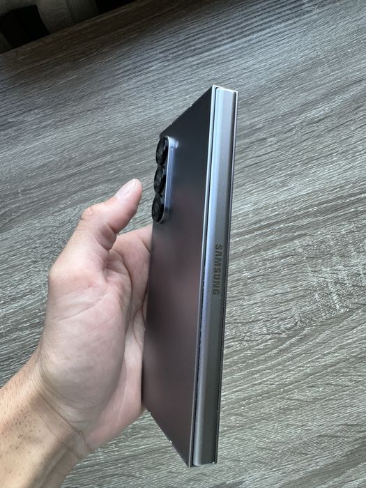 Samsung Galaxy Z Fold 6 512GB сив + подарък S pen fold
