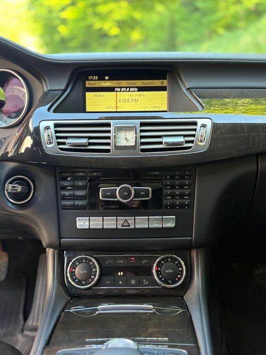MERCEDES-BENZ CLS 0 — imagine 5