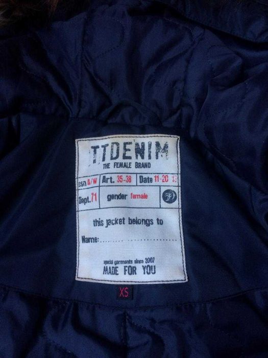 Продам аляску Германия на девушку(весна-осень)