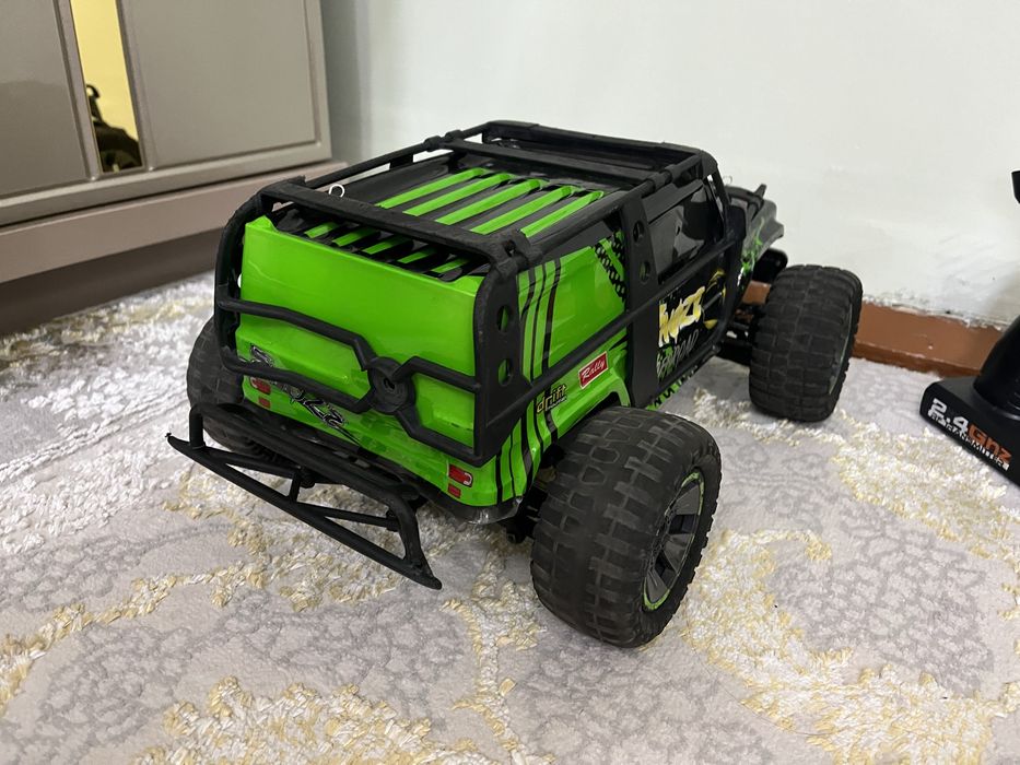 1/10 monster truck 4x4 70km/h