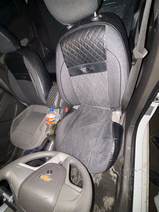 Продам авто чехлы