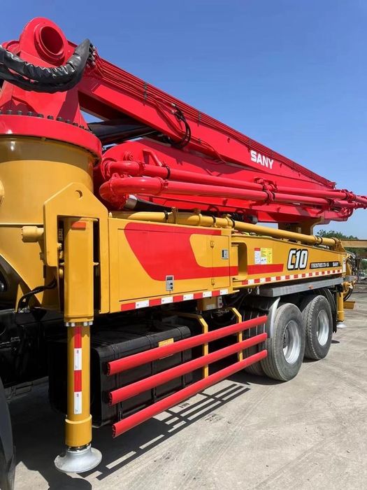 В продаже  автобетонасосы SANY