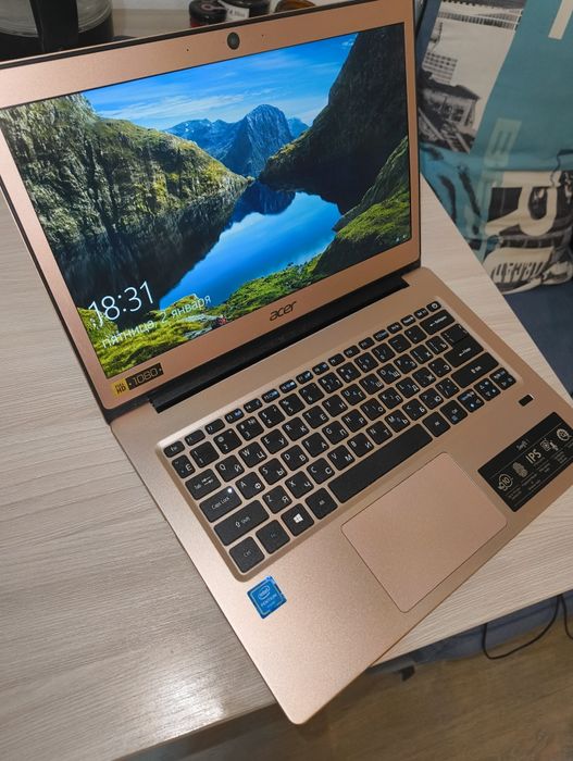 ноутбук ASUS модель SF113-31-P7CM