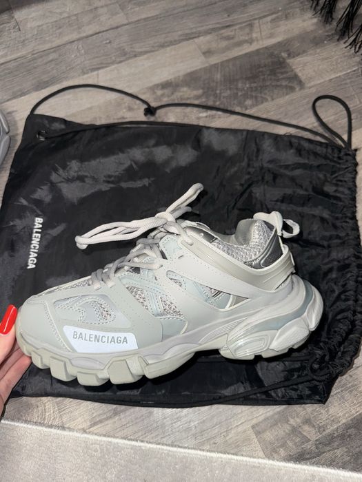 Balenciaga track gri