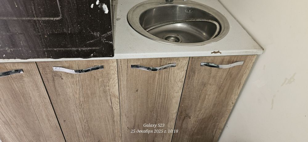 Газовая плита Artel и кухни мебель