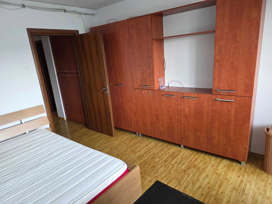 inchiriere apartament 3 camere