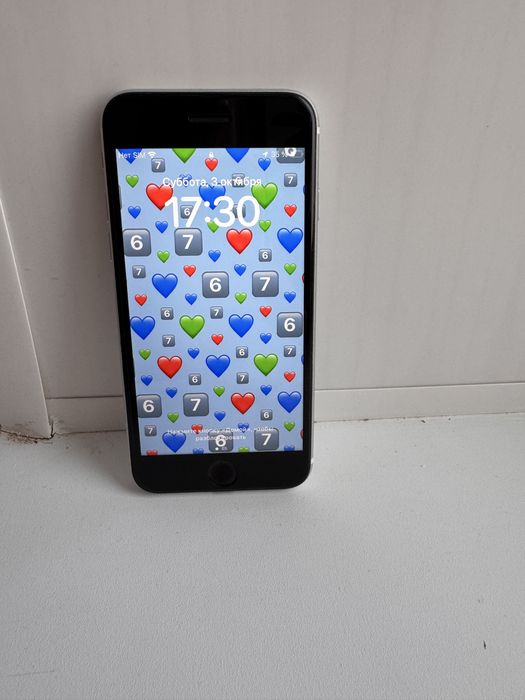 Поодам Iphone SE 64 гб