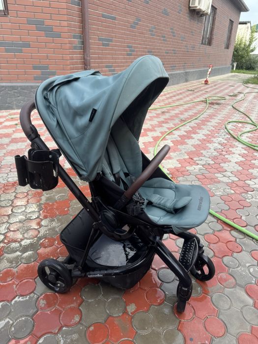 Продам прогулочную коляску Easywalker
