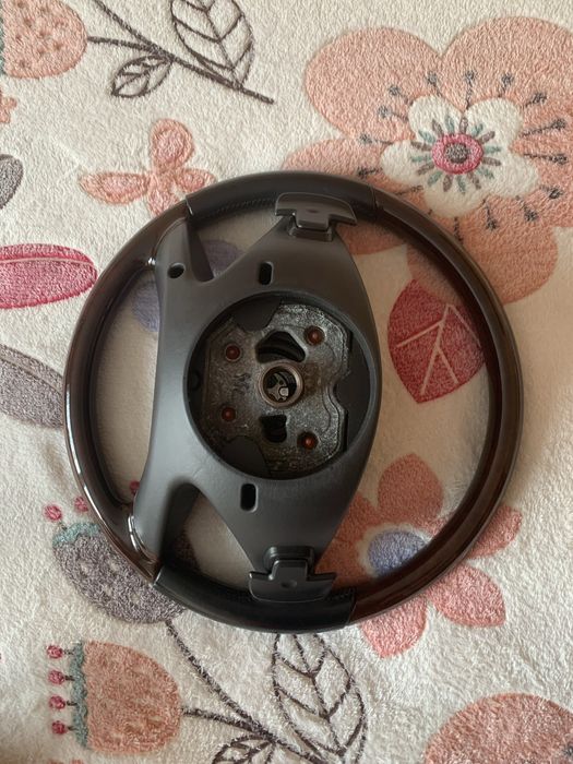 Волан за мерцедес w221