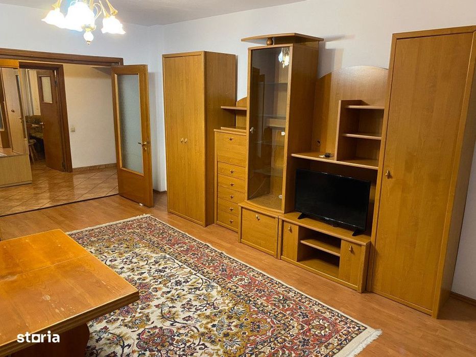 Apartament 3 Camere | Zona Victoria | Stadion Farul | Loc De Parcare