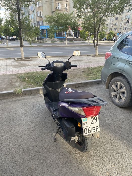 М8 про лия 150 куб мопед