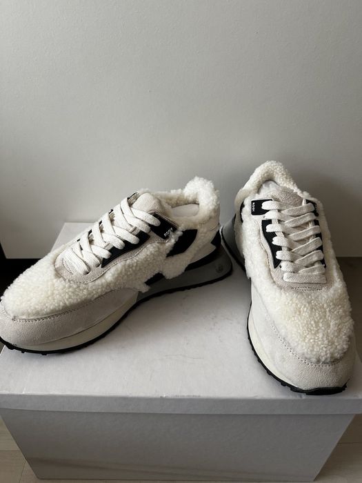 Маратонки с пухкав плюш • RDGY •