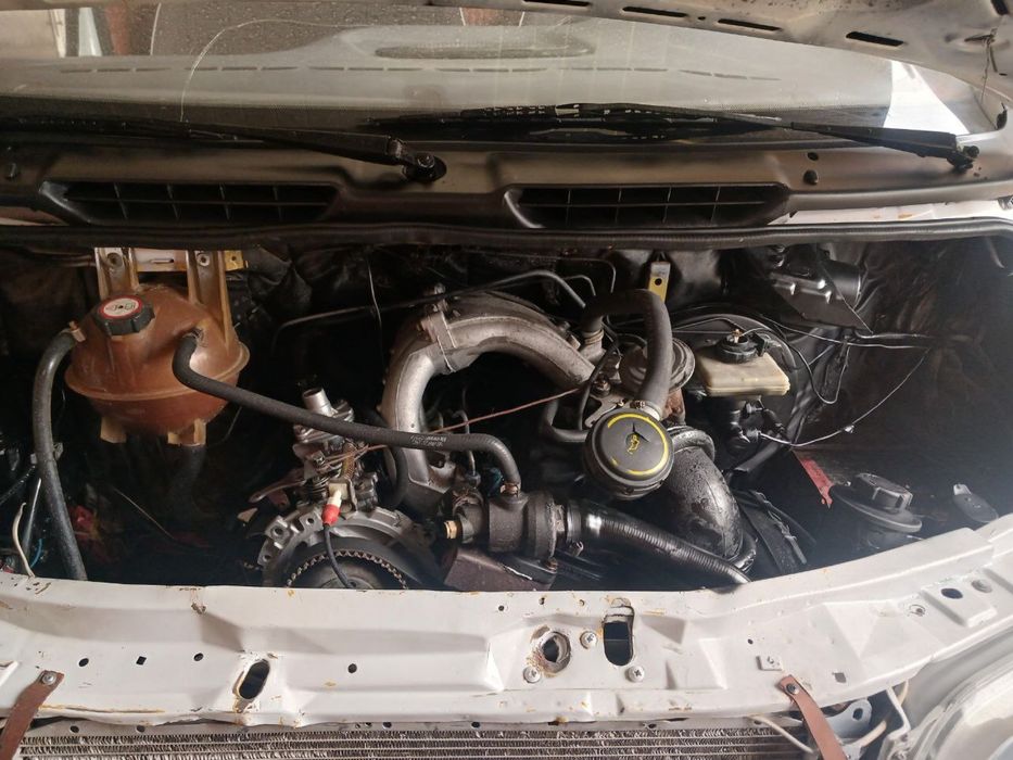 ford transit yuk furgon srochna sotiladi
