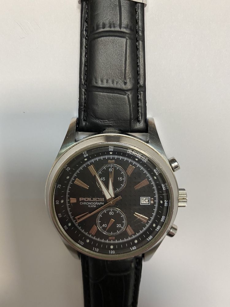 Police chronograph hotsell 10 atm