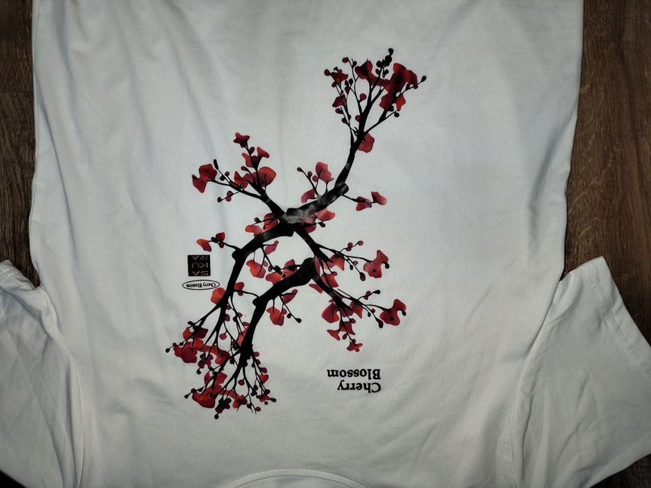 Футболка cherry Blossom