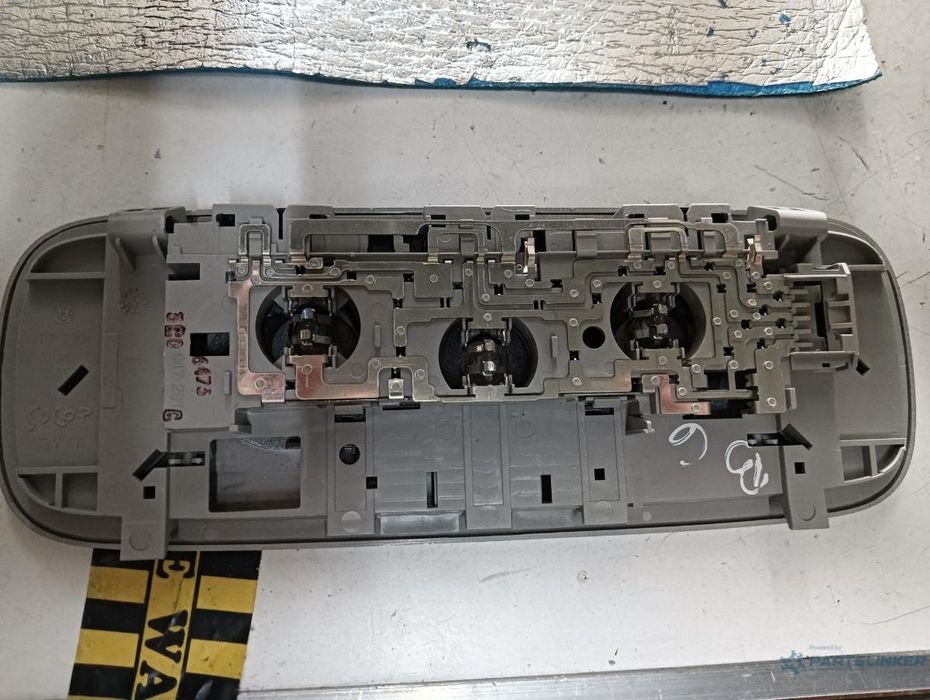Lumini Plafon Spate Spate Volkswagen Passat Variant (3C5) [ 2005 - 2011 ] Oem 3C0947291C