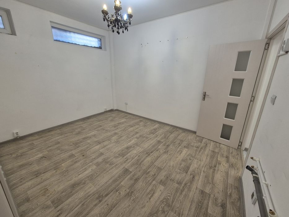 ULTRACENTRAL Spațiu modern langa Judecatoria Craiova-birouri/salon
