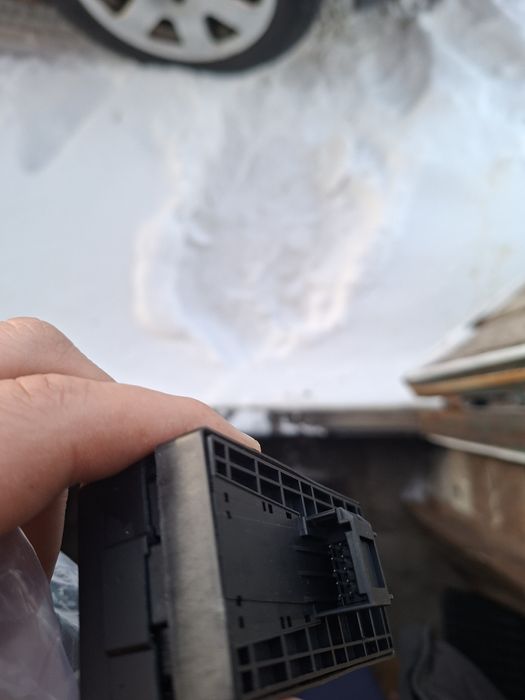 Блок управления стеклоподьемниками Audi