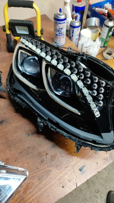 Reparatii faruri si modificari tiktok: alberto.man