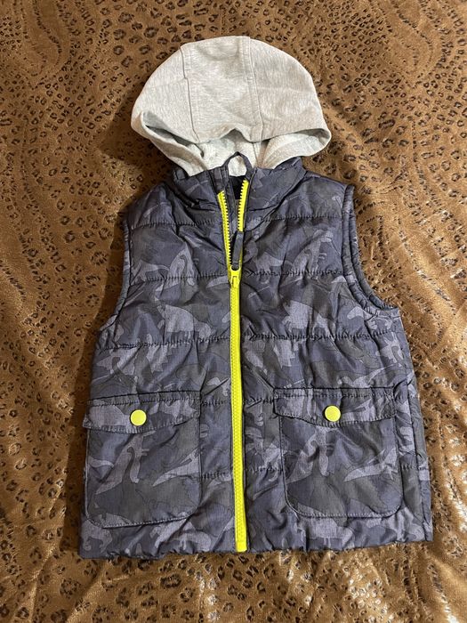 Детски елек LC WAIKIKI