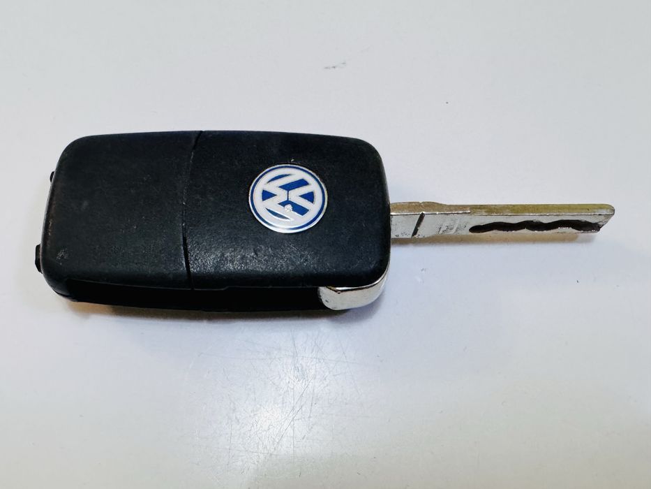 Ключ за VW  Audi Skoda Seat оригинален с3бутона  сгъваем