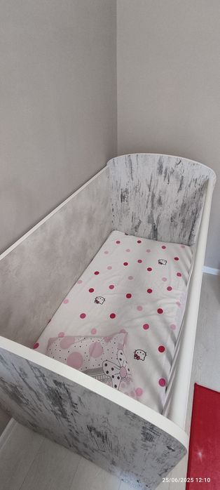 Детски легла с матраци като нови!!!Детска кошарка като нова!!!