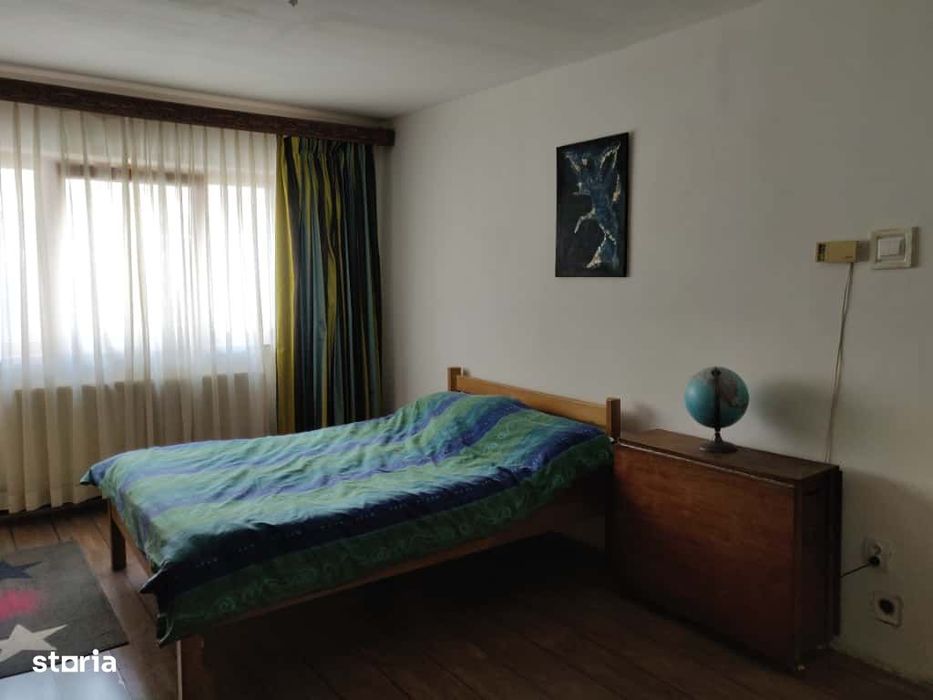 Vand apartament 3 camere Manastur