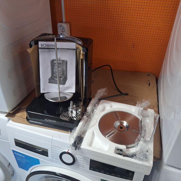 Електрически вертикален грил за шипове,пиле,дюнер и други