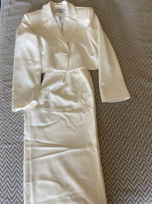 Брючный костюм продам