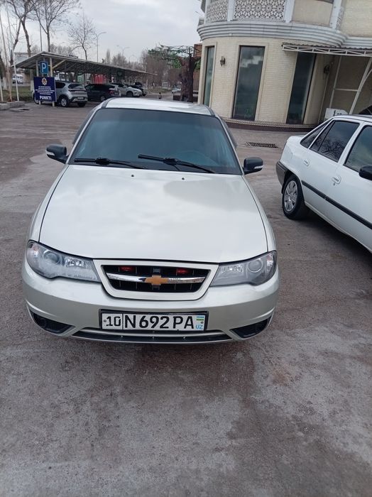 Срочна Нексия 2 сотилади 2009