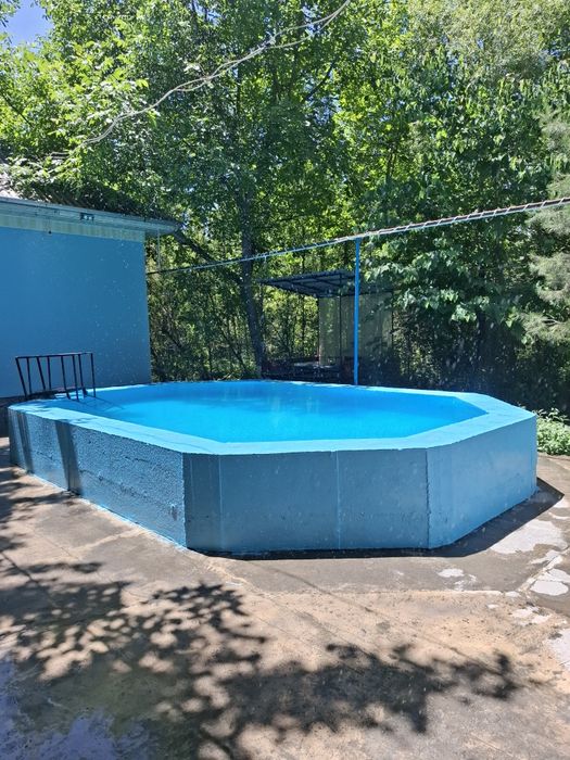 Dam olish uchun oilaviy, kollektiv dacha