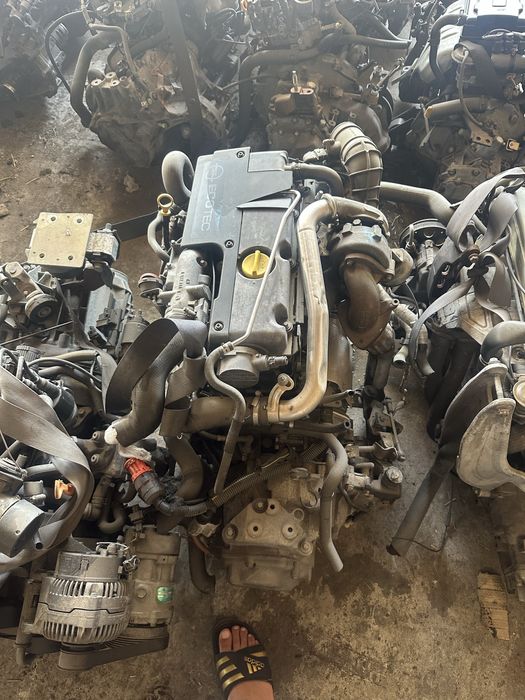 Двигатель 2.0дизельный двигатель Y20DTH