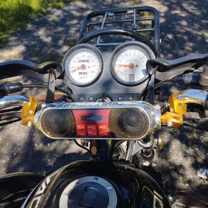 Продам мотоцикл яки 200