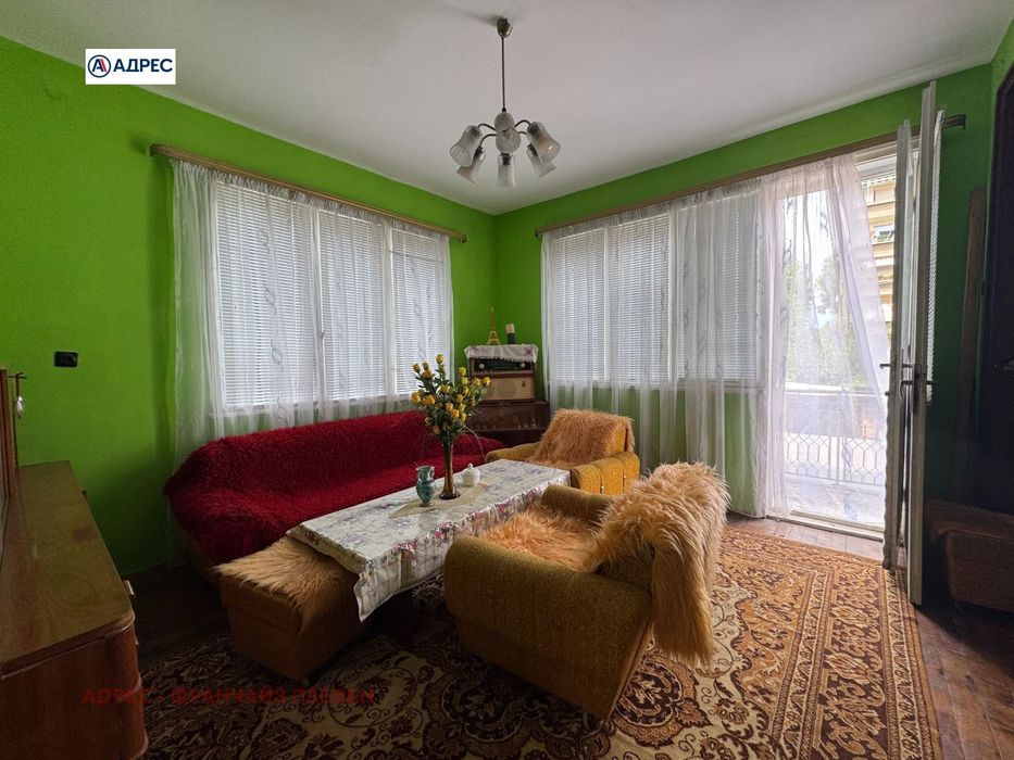 Етаж от къща в Враца, област-гр.Мездра площ 105 цена 89000