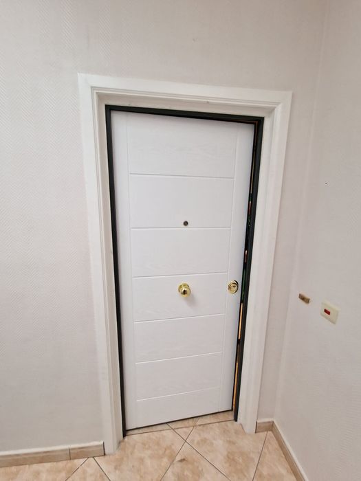 Usi clasa RC3 rezistenta la efractie usi de intrate usi apartamente usi case  produs ITALIA