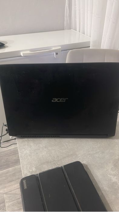 Продам ноутбук Acer Aspire 3