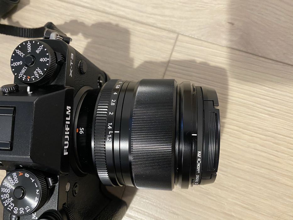 Obiective Fujinon 56mm 1.2 & 23mm 1.4 & grip vertical VG XT3 + baterii