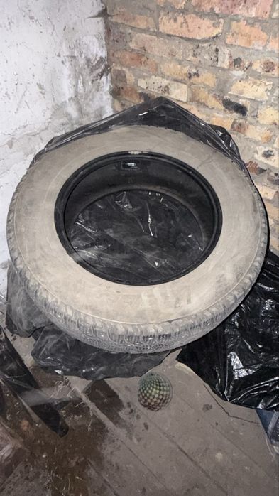 Продам шины viatti 235/65/R17