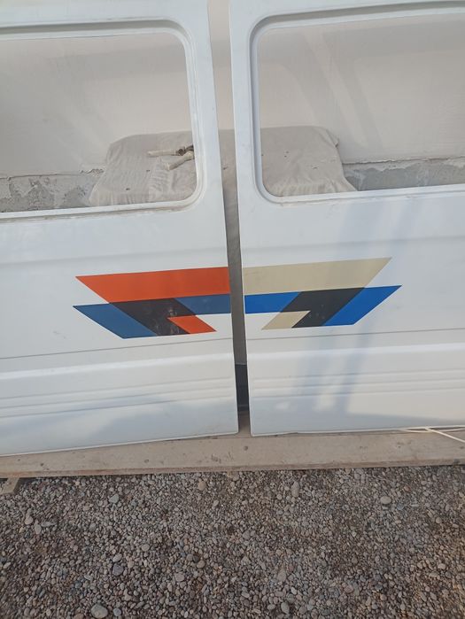 Damas radnoy eshik lar sotiladi