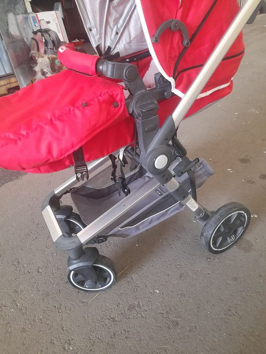 Продам детскую коляску