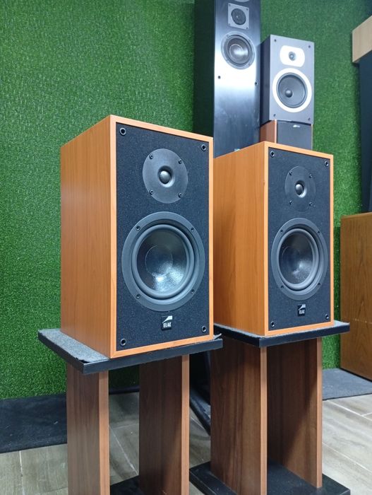 Тонколони ELAC ELT-7