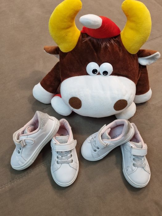 Детская обувь на девочку